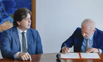 PRESIDENTE DA TELEBRÁS TOMA POSSE COMO MINISTRO DAS COMUNICAÇÕES