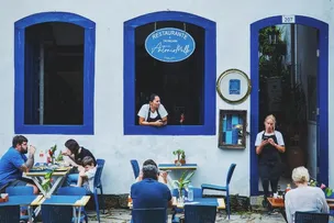 CONFIANÇA DO EMPRESARIADO RECUA, MAS SETOR DE BARES E RESTAURANTES SEGUE RESILIENTE