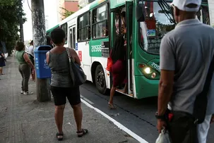 TREZE LINHAS DE ÔNIBUS DE SALVADOR TERÃO REFORÇO A PARTIR DESTA TERÇA (22)