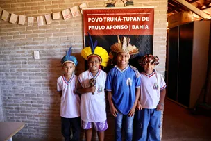 BAHIA CELEBRA POVOS ORIGINÁRIOS COM AVANÇOS NA REDE ESTADUAL