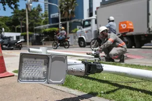 SALVADOR REFORÇA SISTEMAS ANTIVANDALISMO NA ILUMINAÇÃO PÚBLICA, PORÉM FURTOS E VANDALISMO CONTINUAM CRESCENDO