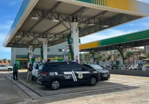 FISCALIZAÇÃO DA POLÍCIA CIVIL EM POSTOS DE SALVADOR RESULTA EM SEIS NOTIFICAÇÕES