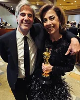 FERNANDA TORRES E 'AINDA ESTOU AQUI' VENCEM PREMIAÇÃO EM MADRI