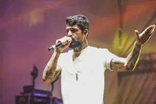 PEDRO PONDÉ LANÇA “É TRISTE DEMAIS” NESTA SEXTA-FEIRA (4)