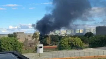 INCÊNDIO ATINGE PRÉDIO DO MINISTÉRIO DA EDUCAÇÃO