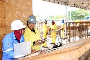 SALDO DE EMPREGOS FORMAIS MAIS QUE DOBRA NA BAHIA