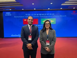 COMITIVA DO MEIO AMBIENTE DA BAHIA PARTICIPA DE SEMINÁRIO SOBRE CIDADES INTELIGENTES NA CHINA