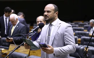 DEPUTADO COMENTA CASO DOS RESPIRADORES E CRITICA RUI COSTA