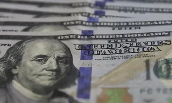 DÓLAR CAI PARA R$ 5,84 APÓS SUSPENSÃO DE TARIFAÇO DE TRUMP