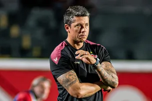 VASCO PROCURA THIAGO CARPINI PARA ASSUMIR TIME