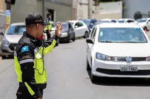MAIO AMARELO DE 2025: TRANSALVADOR MONTA PROGRAMAÇÃO ESPECIAL PARA TODO O MÊS