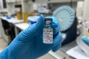 VACINA BRASILEIRA CONTRA A COVID-19 CHEGA À FASE FINAL DE TESTES CLÍNICOS