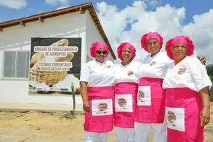 COZINHAS COMUNITÁRIAS GERAM RENDA E EMANCIPAÇÃO FEMININA NO PIEMONTE DA DIAMANTINA E BACIA DO JACUÍPE
