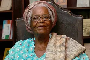 CONGRESSO NACIONAL REALIZA SESSÃO SOLENE EM HOMENAGEM AO CENTENÁRIO DE MÃE STELLA DE OXÓSSI