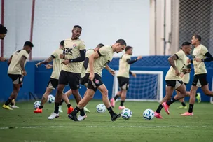 VITÓRIA ENCERRA PREPARAÇÃO PARA ENFRENTAR O CEARÁ