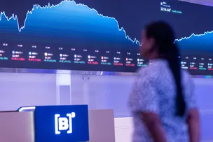 PETROBRAS E VALE LIDERAM RANKING DE AÇÕES MAIS NEGOCIADAS EM ABRIL