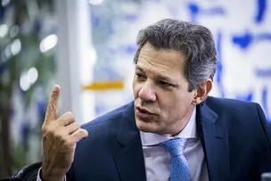 HADDAD CHAMA EXTREMA DIREITA DE ESCROTA E SOBE O TOM: "VAMOS DAR TRABALHO"