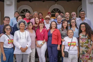 JERÔNIMO RECEBE CENTRAIS SINDICAIS NO PALÁCIO DE ONDINA NO DIA DO TRABALHADOR