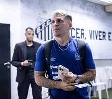 SANTOS ENCARA O VITÓRIA PELO BRASILEIRÃO COM SÉRIE DE DESFALQUES; VEJA