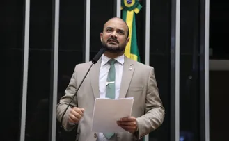 CAPITÃO ALDEN PROTOCOLA MOÇÃO CONTRA JERÔNIMO APÓS FALA SOBRE BOLSONARISTAS