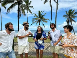 BOTEQUIM RECEBE SAMBA DE ÚLTIMA HORA HOJE (9) EM RODA DE SAMBA NO PÁTIO DA IGREJA