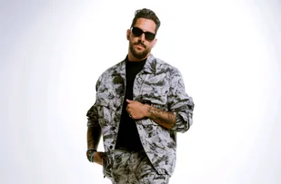 FELIPE PEZZONI LIDERA COLLABS DA BANDA EVA COM ARTISTAS DA NOVA GERAÇÃO DA MÚSICA BRASILEIRA