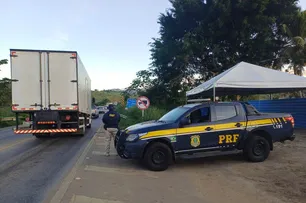 PONTE SOBRE O RIO JEQUITINHONHA É TOTALMENTE INTERDITADA A PARTIR DESTA SEGUNDA-FEIRA (5)