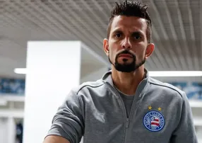BAHIA RECLAMA DE ARBITRAGEM E PERDE PARA O GRÊMIO EM PORTO ALEGRE