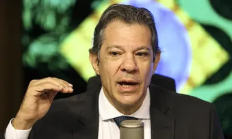 HADDAD ANUNCIARÁ PROPOSTA SOBRE IOF ATÉ TERÇA (3) SOB PRESSÃO DO CONGRESSO