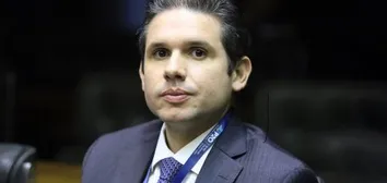 MOTTA DEFENDE PARTICIPAÇÃO DE LULA EM DISCUSSÃO SOBRE AUMENTO DO IOF
