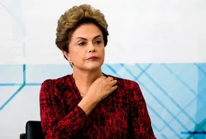 DILMA RECEBE ANISTIA POLÍTICA E INDENIZAÇÃO DE R$ 100 MIL POR PERSEGUIÇÃO SOFRIDA NA DITADURA