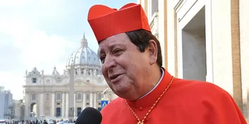 PADRES APOSTAM QUE CARDEAL BRASILEIRO AMIGO DE FRANCISCO SERÁ NOVO PAPA