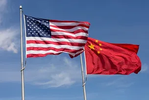 EUA X CHINA: TARIFAS REACENDEM GUERRA COMERCIAL E DESAFIAM MERCADOS GLOBAIS