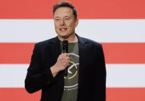TESLA CONSIDERA NOVA LIDERANÇA DIANTE DE APROXIMAÇÃO DE MUSK COM TRUMP