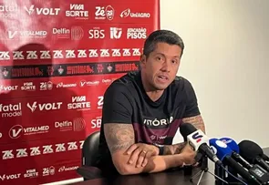 THIAGO CARPINI SERÁ JULGADO E PODE DESFALCAR O VITÓRIA CONTRA O SANTOS