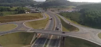 NOVA CONCESSÃO DA BR-101 PREVÊ ISENÇÃO DE PEDÁGIO PARA MOTOS E DESCONTOS NO PAGAMENTO ELETRÔNICO