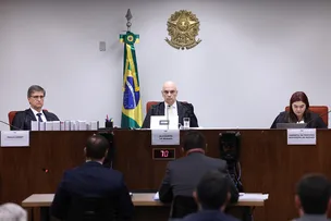 MORAES AUTORIZA ACAREAÇÕES: BRAGA NETTO X MAURO CID, FREIRE GOMES X ANDERSON TORRES