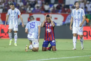 ERICK PASSA POR CIRURGIA APÓS LESÃO CONSTATADA