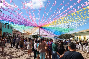 SÃO JOÃO INJETA R$ 2,3 BILHÕES NA ECONOMIA DA BAHIA E ATRAI 1,8 MILHÃO DE VISITANTES