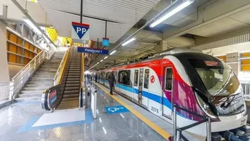 METRÔ DE SALVADOR RECEBE AÇÕES DO AGOSTO LILÁS COM ATENDIMENTO E ORIENTAÇÃO PARA MULHERES