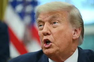 TRUMP ANUNCIA COMPRADOR PARA O TIKTOK E ADIA NOVAMENTE PROIBIÇÃO NOS EUA