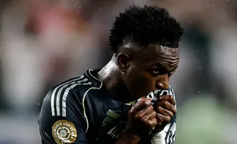 VINI JR MARCA, REAL GOLEIA O SALZBURG E AVANÇA ÀS OITAVAS DO MUNDIAL