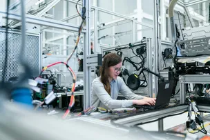 PRODUÇÃO INDUSTRIAL TEM ALTA DE 0,1% DE MARÇO PARA ABRIL