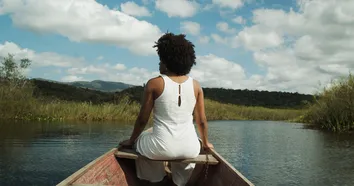 DOCUMENTÁRIO ‘CAIS’, DA CINEASTA BAIANA SAFIRA MOREIRA, TEM ESTREIA EM FESTIVAL DE CINEMA NO MÉXICO