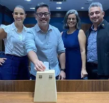 CRO BAHIA COMEMORA REESTRUTURAÇÃO DE SINDICATO DOS PROFISSIONAIS DE ODONTOLOGIA NA BAHIA