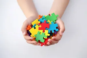 COMEMORADO EM 18 DE JUNHO, O DIA DO ORGULHO AUTISTA REFORÇA A IMPORTÂNCIA DA NEURODIVERSIDADE