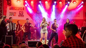 A PATROA CELEBRA SHOW NO PELOURINHO E ANUNCIA PRÓXIMOS DESTINOS NESTE SÃO JOÃO