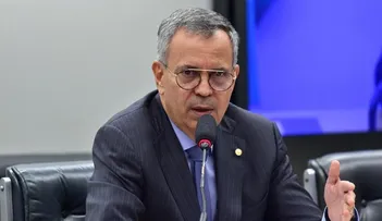 FÉLIX MENDONÇA EMITE NOTA E NEGA IRREGULARIDADES REFERENTE A OPERAÇÃO OVERCLEAN