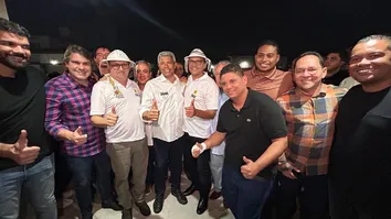 PREFEITO DE CRUZ DAS ALMAS COGITA APOIO A JERÔNIMO APÓS VISITA DE ACM NETO