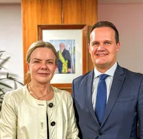 EX-PREFEITO DE AMARGOSA ASSUME SECRETARIA FEDERAL APÓS CONVITE DE GLEISI HOFFMANN